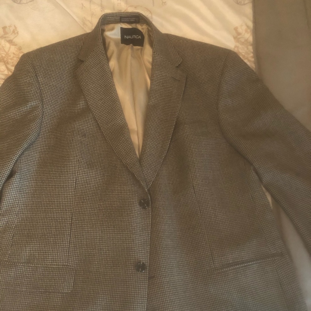 Vintage Nautica men’s blazer size 48L.